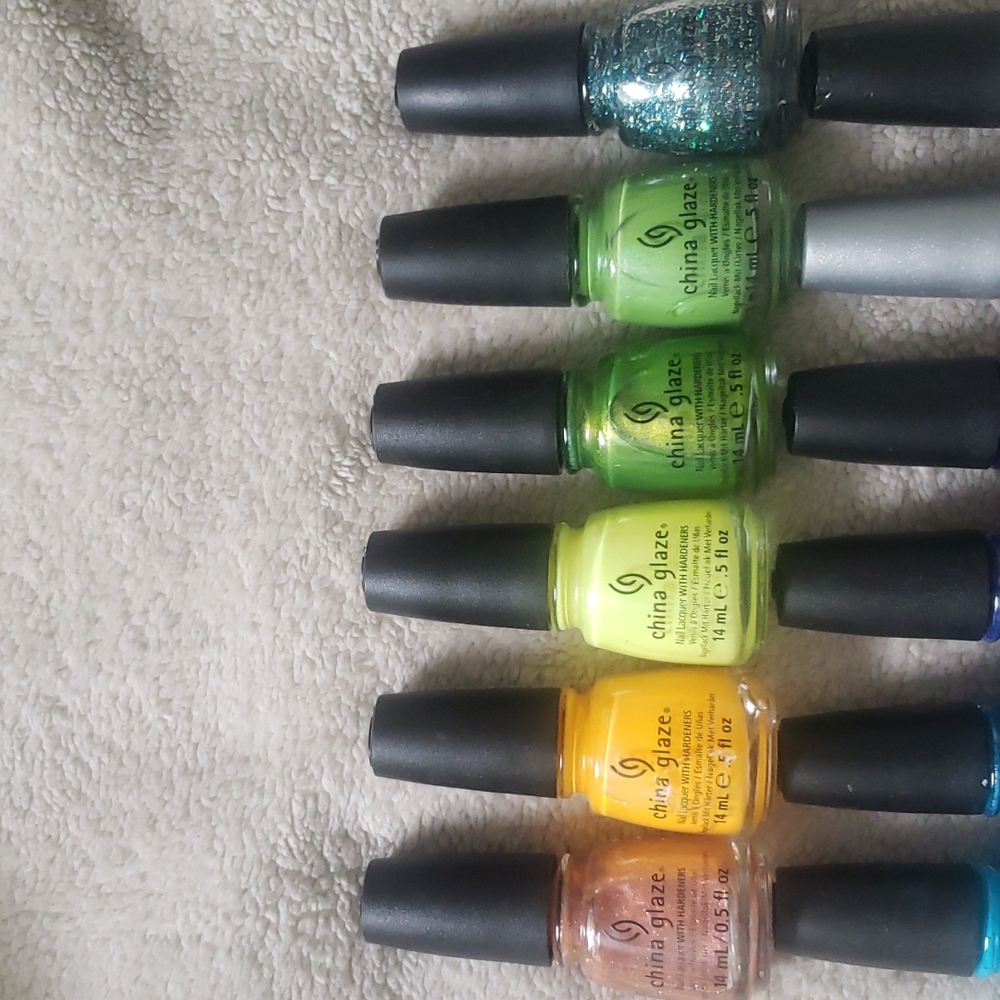 China Glaze nail polish - Picture 2 of 5